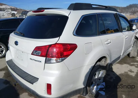 2011 Subaru Outback 2.5I Premium z USA, uszkodzony, nr VIN 4S4BRCCC4B3328234